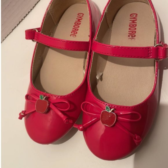 Charming Cherry Red Mary Janes by Gymboree, Girls Size 8 - Picture 3 of 8